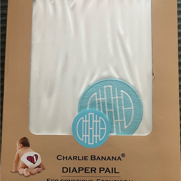 Baby reusable diapers and liners, wash clothes, diaper bag, changing pad. - Picture 3 of 8